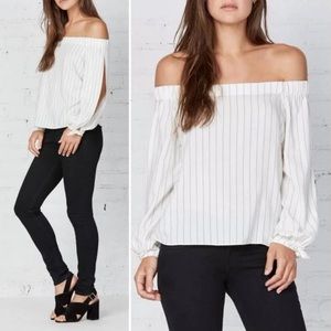 NWT Bailey 44 Even Keel Top